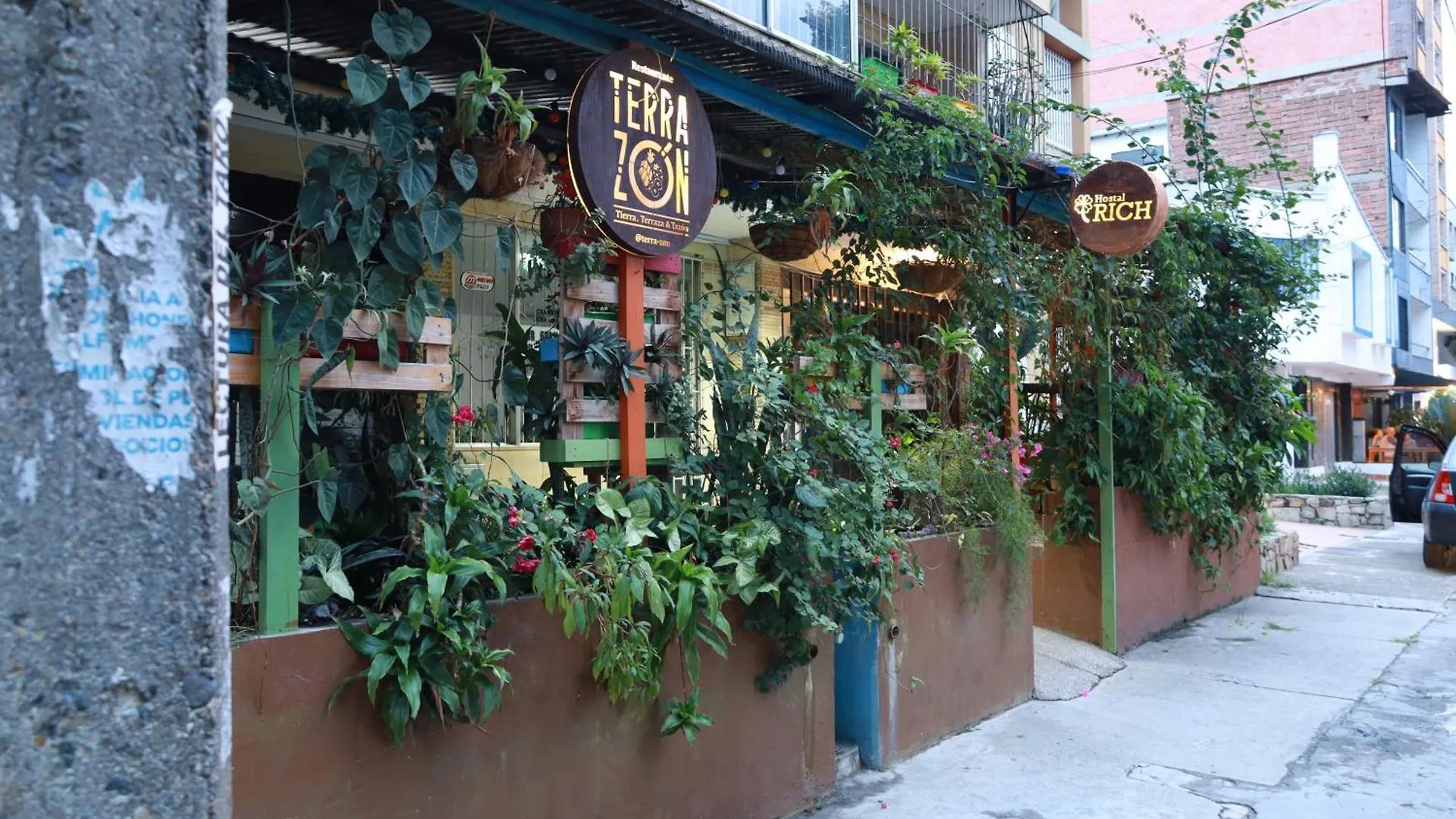 Hostal Rich Medellin 0*,  Colombia
