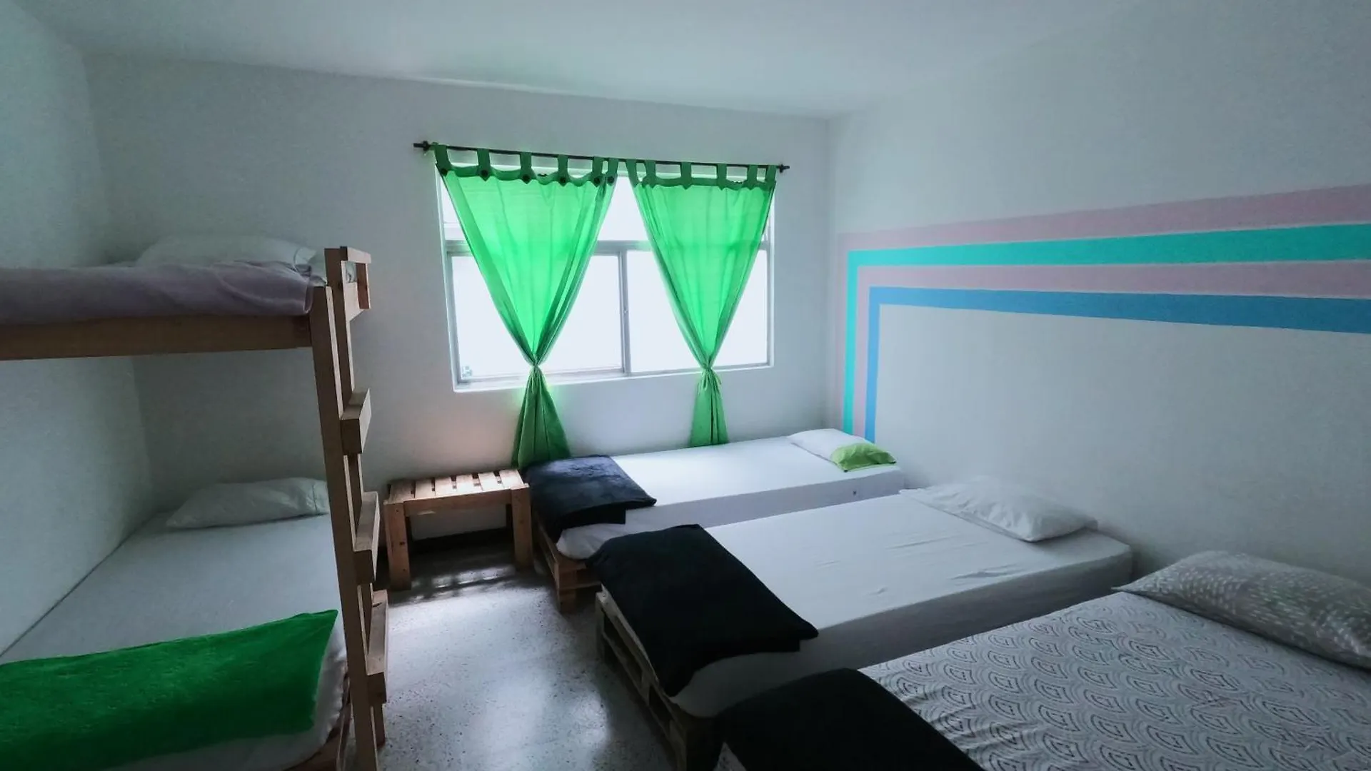 Hostel Hostal Rich Medellin Colombia