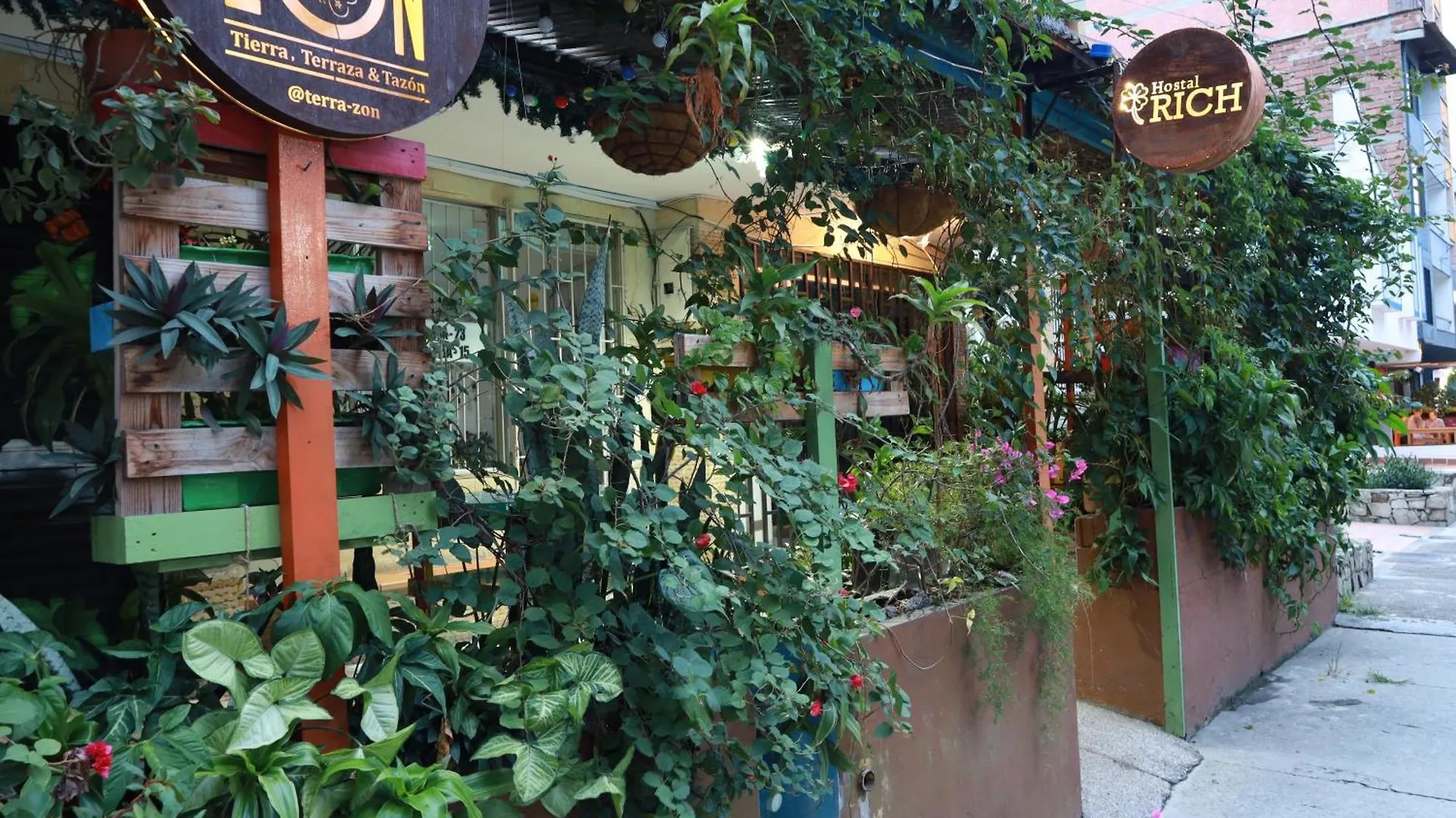 Hostal Rich Medellin
