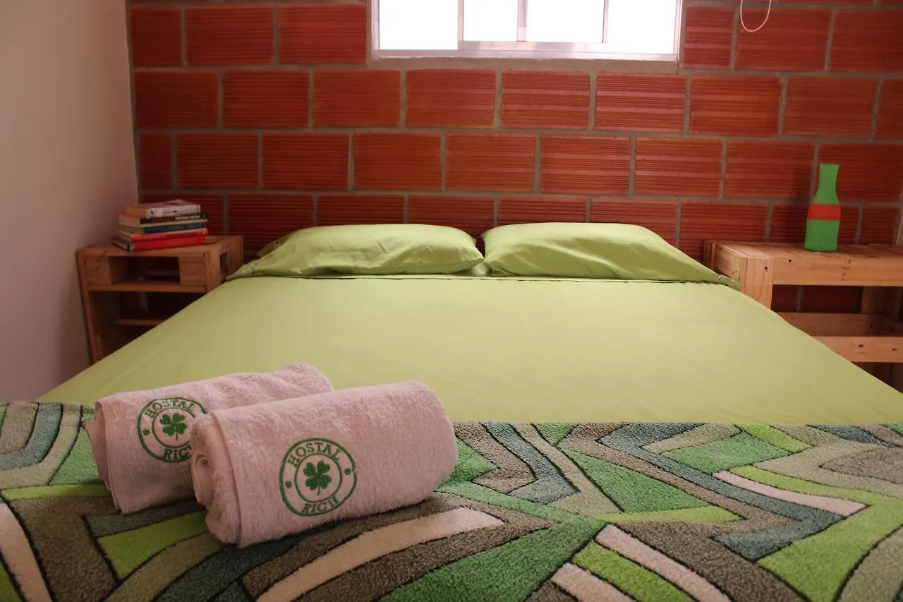 Хостел Hostal Rich Медельин